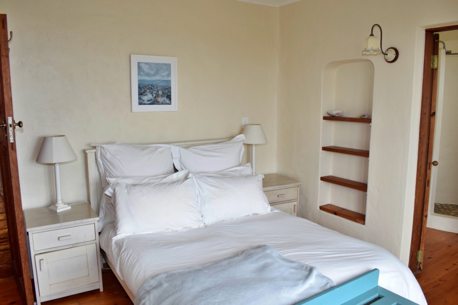 6 Bedroom Property for Sale in Suiderstrand Western Cape